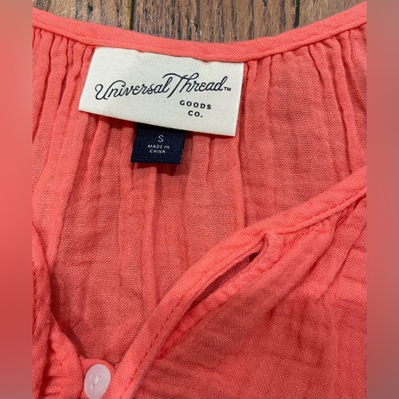Universal Thread Coral Blouse - Picture 2 of 8